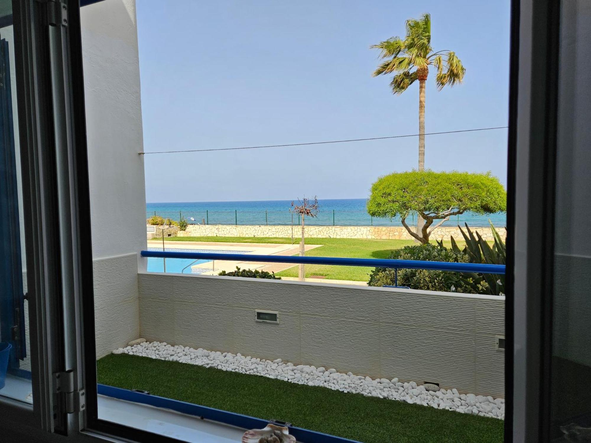 Vibes 1 Linea De Playa Mojacar